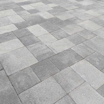 Gray-Charcoal-Courtyard-pavers-2-2-1024×768