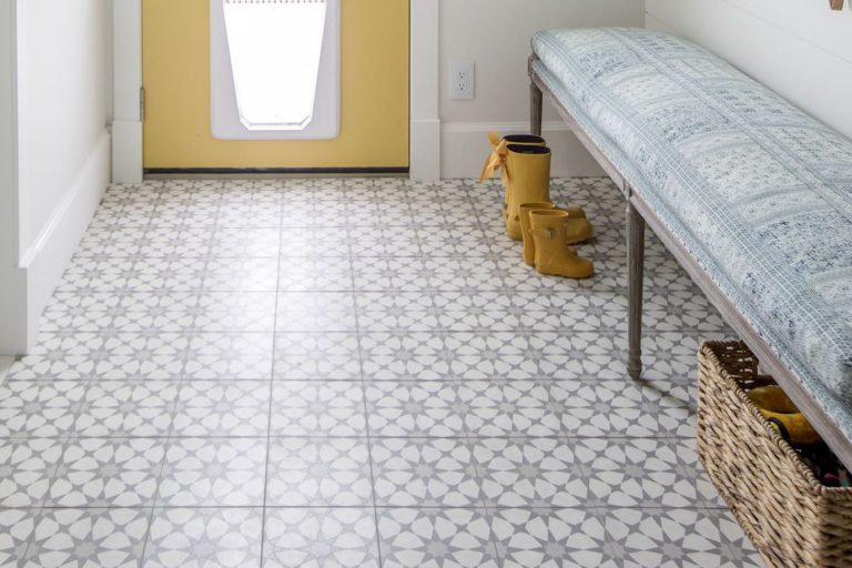 gray-tile-floor-foyer-5ab95c64875db900376ef62f